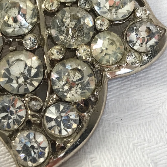 Vintage leaf brooch, glass crystals - Picture 6 of 11